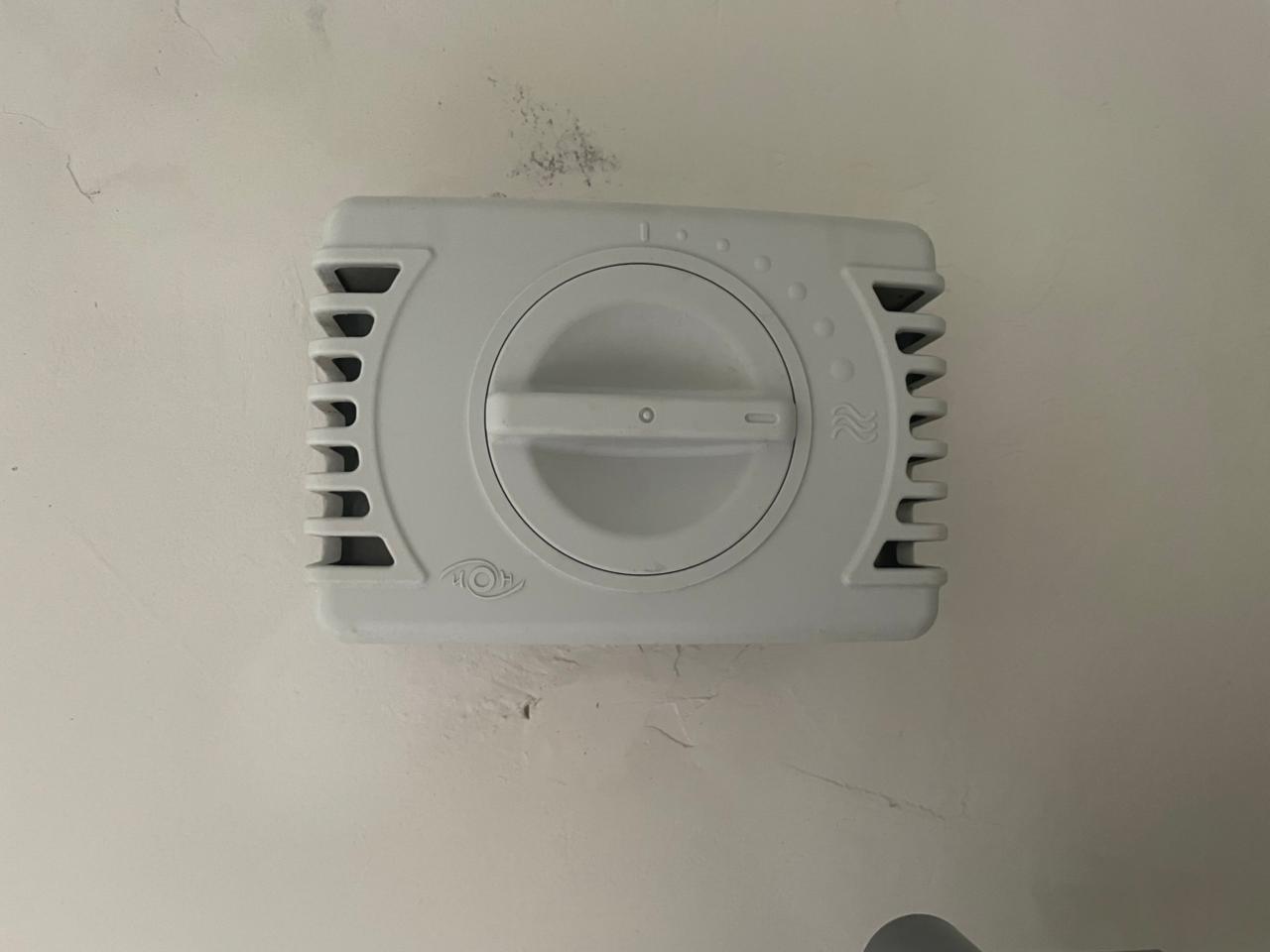 Приточные клапаны в стене